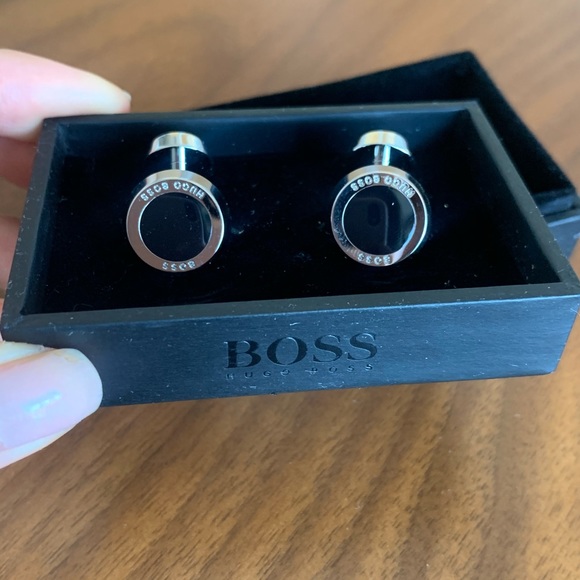 Hugo Boss Other - NIB HUGO BOSS Cufflinks